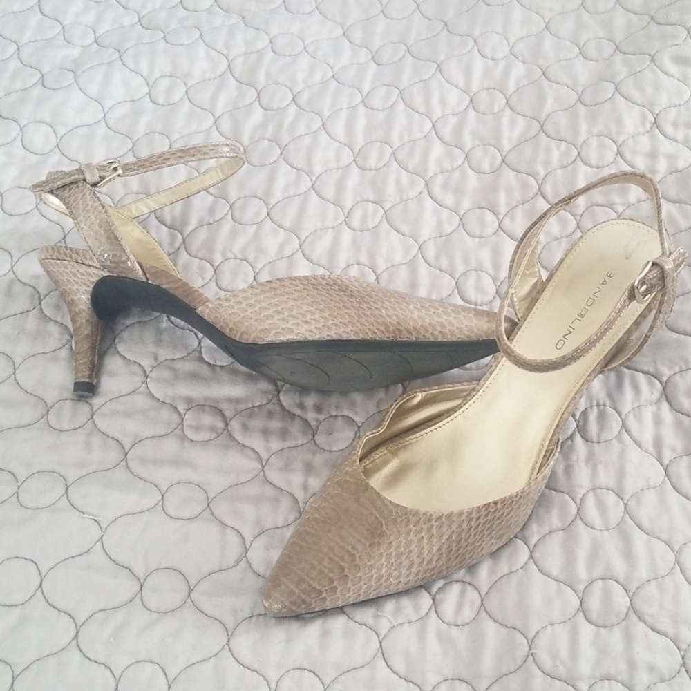 Bandolino 3" heels, faux snake skin pattern, 9.5